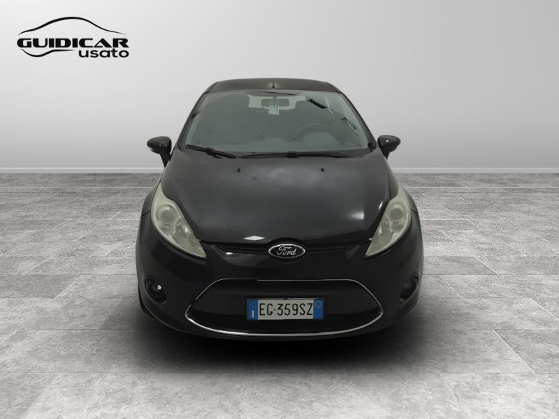 GuidiCar - FORD Fiesta 2011 Fiesta 1.2 16v + c/esp 82cv 5p E5 Usato