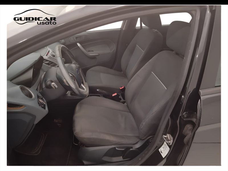 GuidiCar - FORD Fiesta 2011 Fiesta 1.2 16v + c/esp 82cv 5p E5 Usato