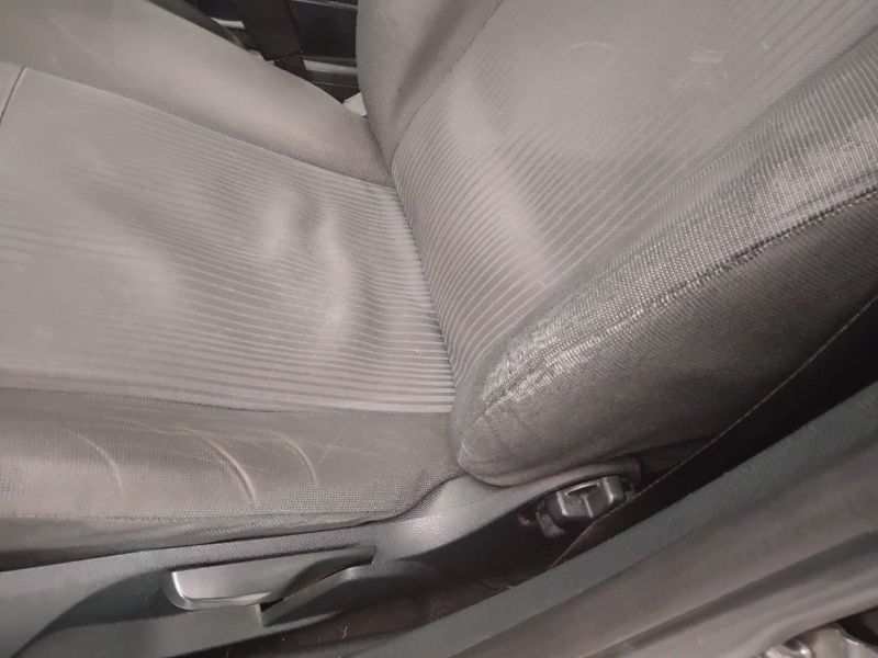 GuidiCar - FORD Fiesta 2011 Fiesta 1.2 16v + c/esp 82cv 5p E5 Usato