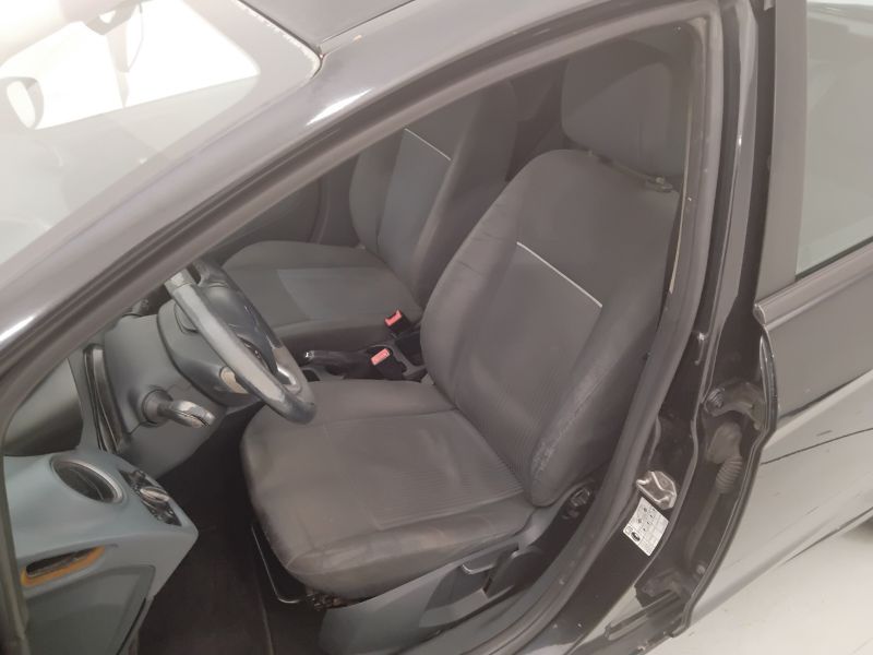GuidiCar - FORD Fiesta 2011 Fiesta 1.2 16v + c/esp 82cv 5p E5 Usato