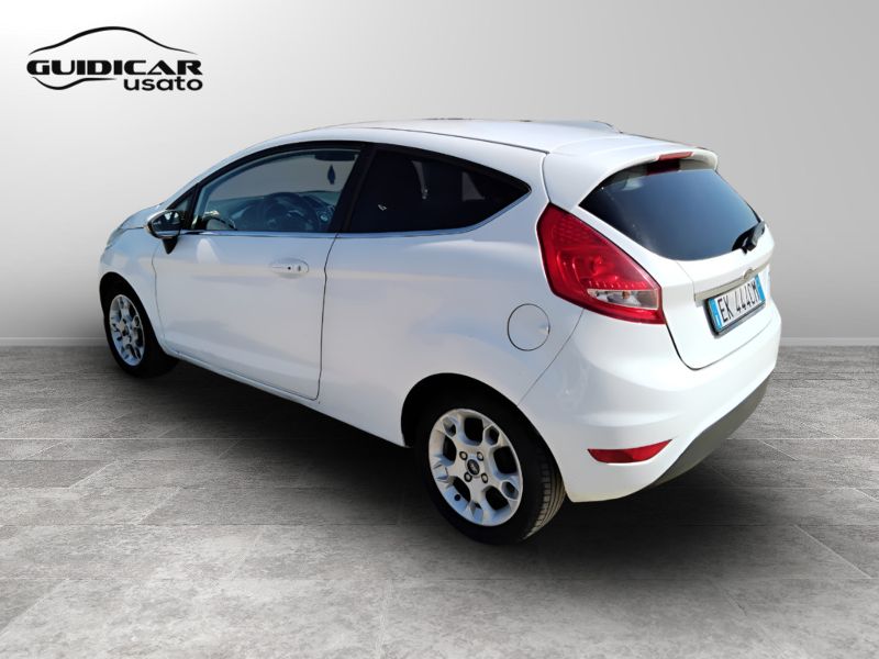 GuidiCar - FORD Fiesta 2012 Fiesta 3p 1.2 16v Titanium c/esp E5 Usato