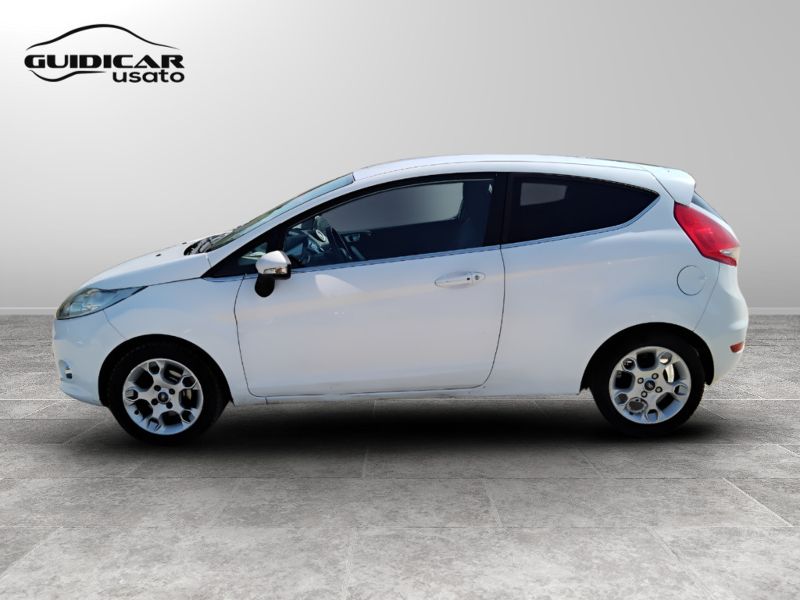 GuidiCar - FORD Fiesta 2012 Fiesta 3p 1.2 16v Titanium c/esp E5 Usato