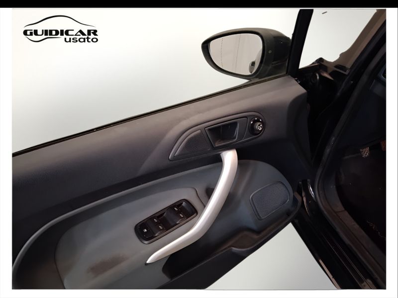 GuidiCar - FORD Fiesta 2011 Fiesta 5p 1.2 16v Titanium FL Usato
