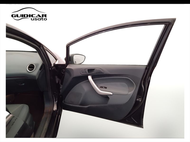GuidiCar - FORD Fiesta 2011 Fiesta 5p 1.2 16v Titanium FL Usato
