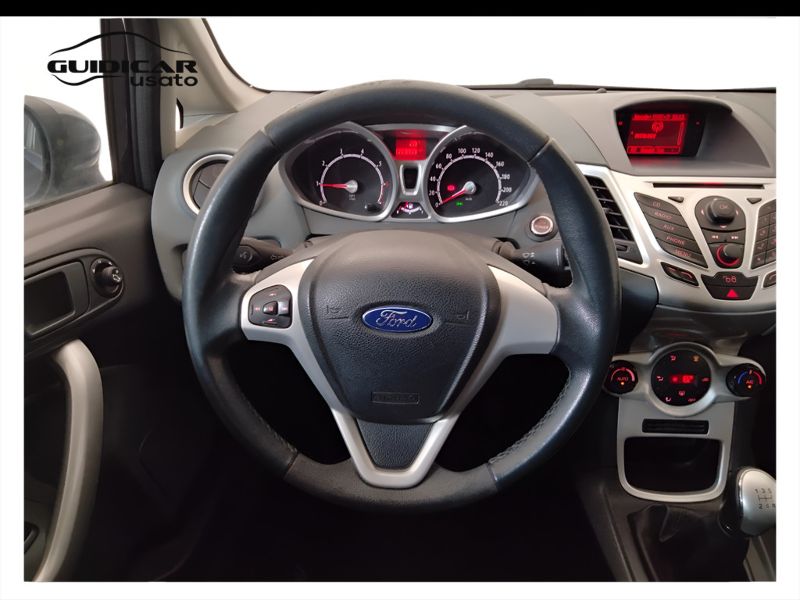 GuidiCar - FORD Fiesta 2011 Fiesta 5p 1.2 16v Titanium FL Usato