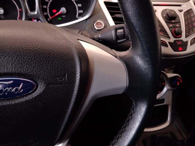 GuidiCar - FORD Fiesta 2011 Fiesta 5p 1.2 16v Titanium FL Usato