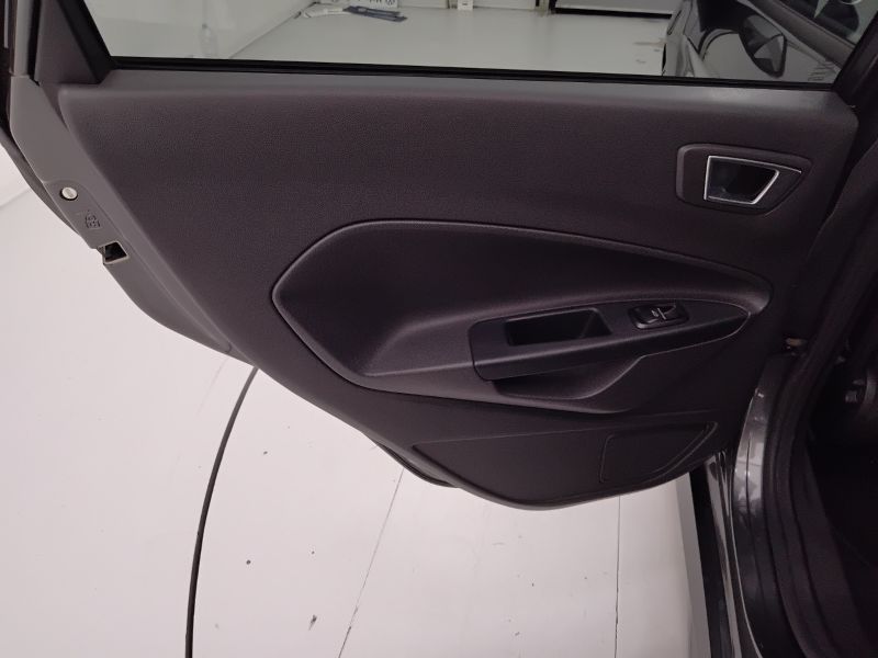 GuidiCar - FORD Fiesta 2017 Fiesta 1.5 tdci ST-line 75cv 5p Usato
