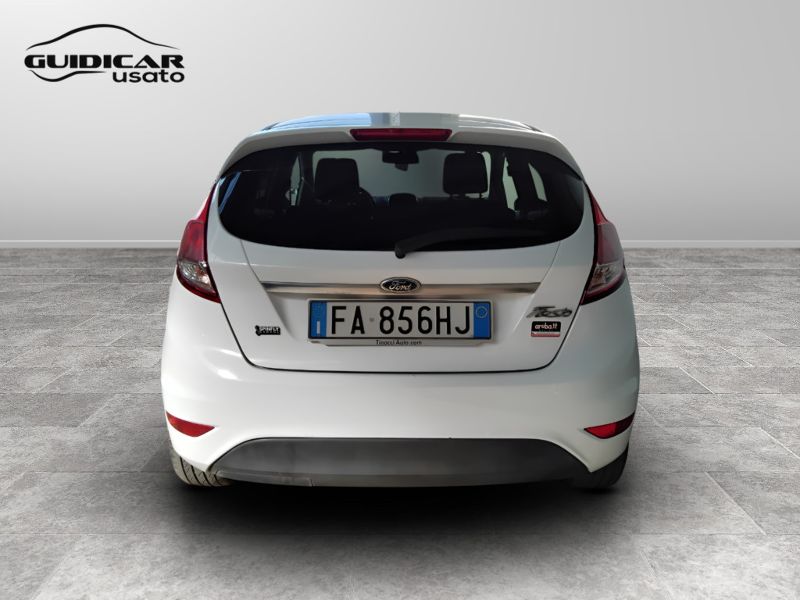 GuidiCar - FORD Fiesta 2015 Fiesta 1.5 tdci Titanium 95cv 5p Usato