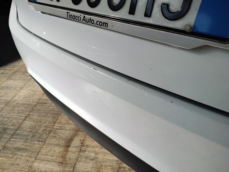 GuidiCar - FORD Fiesta 2015 Fiesta 1.5 tdci Titanium 95cv 5p Usato