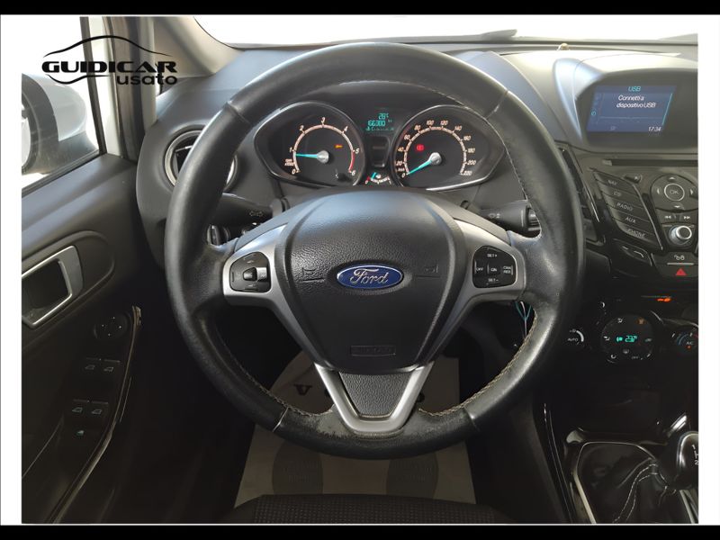 GuidiCar - FORD Fiesta 2015 Fiesta 1.5 tdci Titanium 95cv 5p Usato