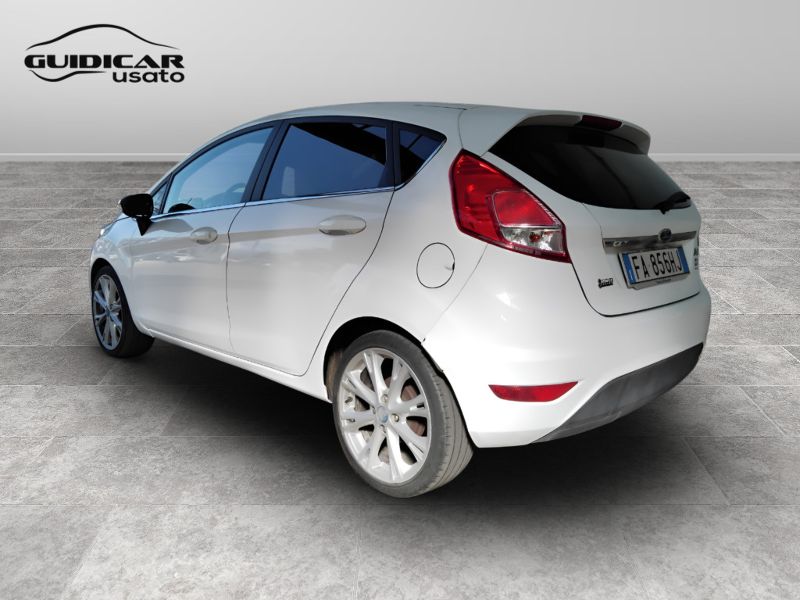 GuidiCar - FORD Fiesta 2015 Fiesta 1.5 tdci Titanium 95cv 5p Usato