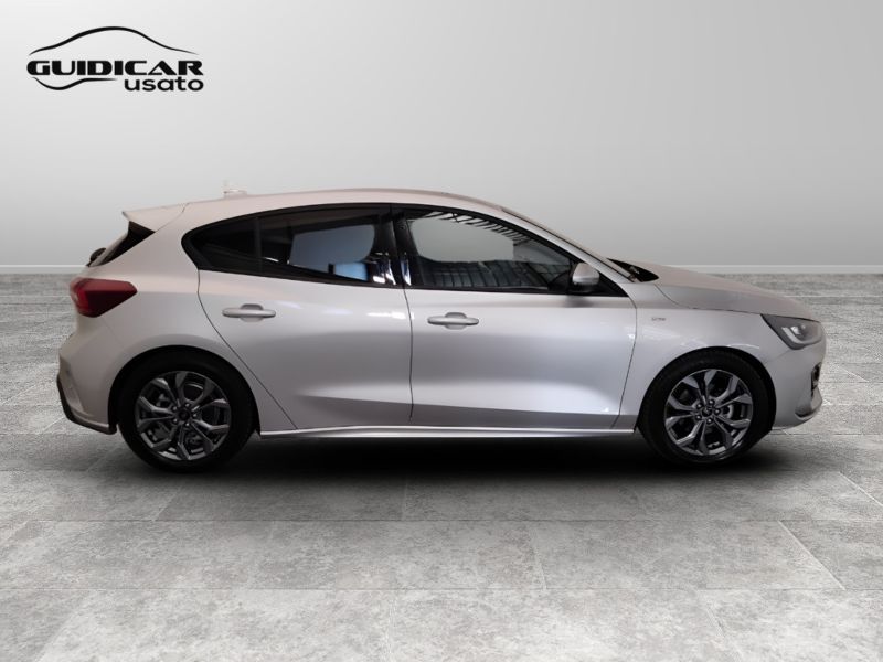 GuidiCar - FORD Focus 2024 Focus 1.0 ecoboost hybrid ST-Line 125cv Usato