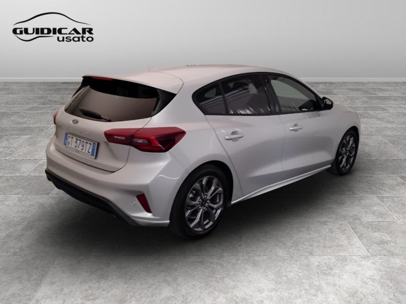 GuidiCar - FORD Focus 2024 Focus 1.0 ecoboost hybrid ST-Line 125cv Usato
