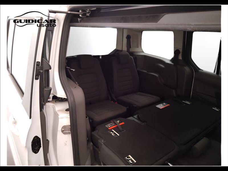 GuidiCar - FORD Tourneo Connect 2018 gran tourneo connect 1.5 tdci 120cv 7p.ti titanium auto E6.2 Usato