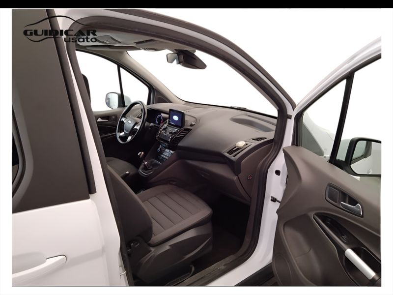 GuidiCar - FORD Tourneo Connect 2018 gran tourneo connect 1.5 tdci 120cv 7p.ti titanium auto E6.2 Usato