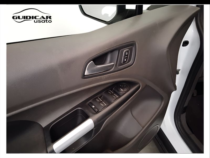 GuidiCar - FORD Tourneo Connect 2018 gran tourneo connect 1.5 tdci 120cv 7p.ti titanium auto E6.2 Usato