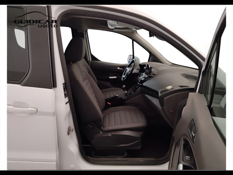 GuidiCar - FORD Tourneo Connect 2018 gran tourneo connect 1.5 tdci 120cv 7p.ti titanium auto E6.2 Usato