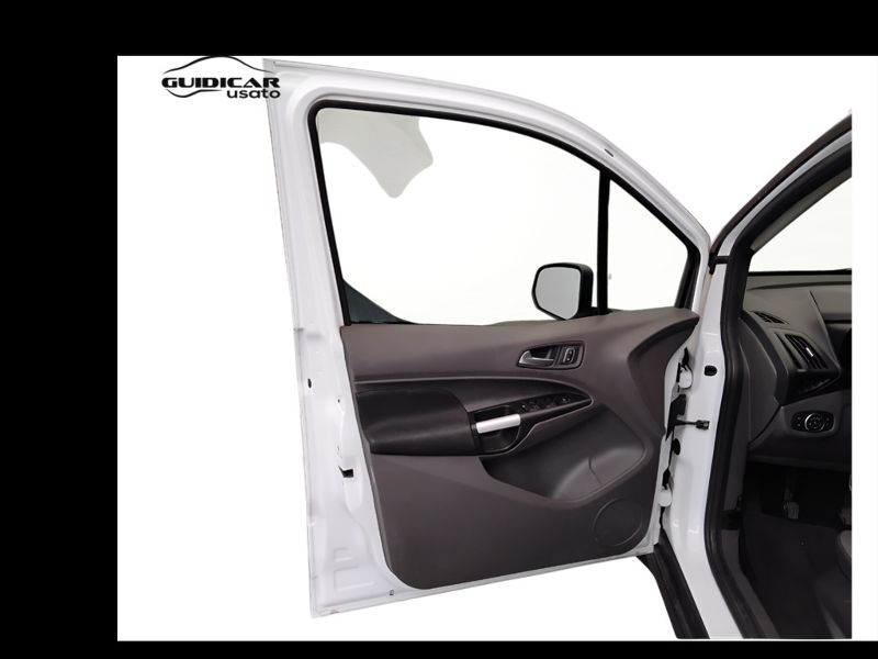 GuidiCar - FORD Tourneo Connect 2018 gran tourneo connect 1.5 tdci 120cv 7p.ti titanium auto E6.2 Usato