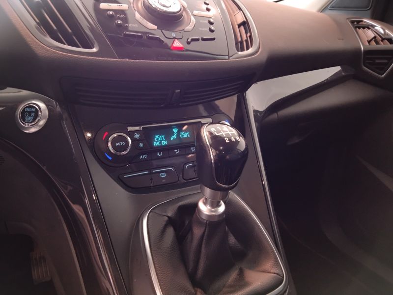 GuidiCar - FORD Kuga 2ª serie Kuga 2.0 TDCI 140 CV 4WD Titanium