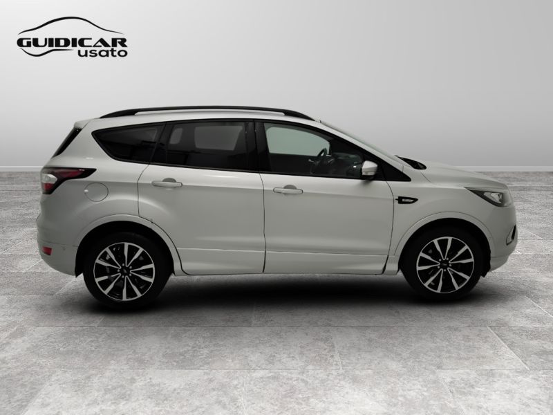 GuidiCar - FORD Kuga 2019 Kuga 1.5 ecoboost ST-Line s&s 2wd 120cv Usato
