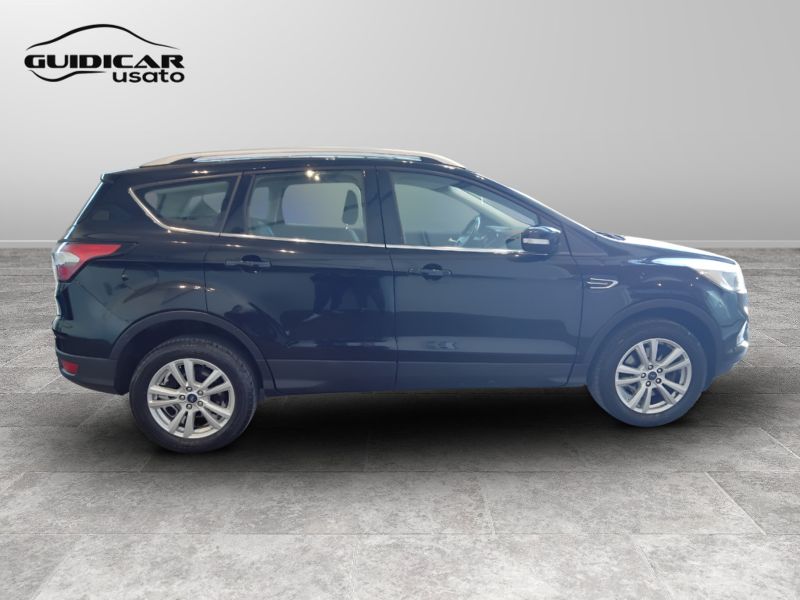 GuidiCar - FORD Kuga 2017 Kuga 1.5 tdci Plus s&s 2wd 120cv Usato
