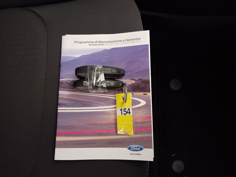 GuidiCar - FORD Kuga 2019 Kuga 1.5 tdci ST-Line s&s 2wd 120cv my18 Usato