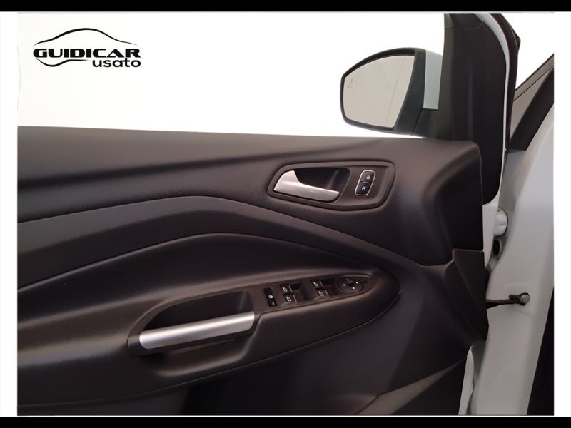 GuidiCar - FORD Kuga 2018 Kuga 2.0 tdci ST-Line s&s awd 180cv Usato