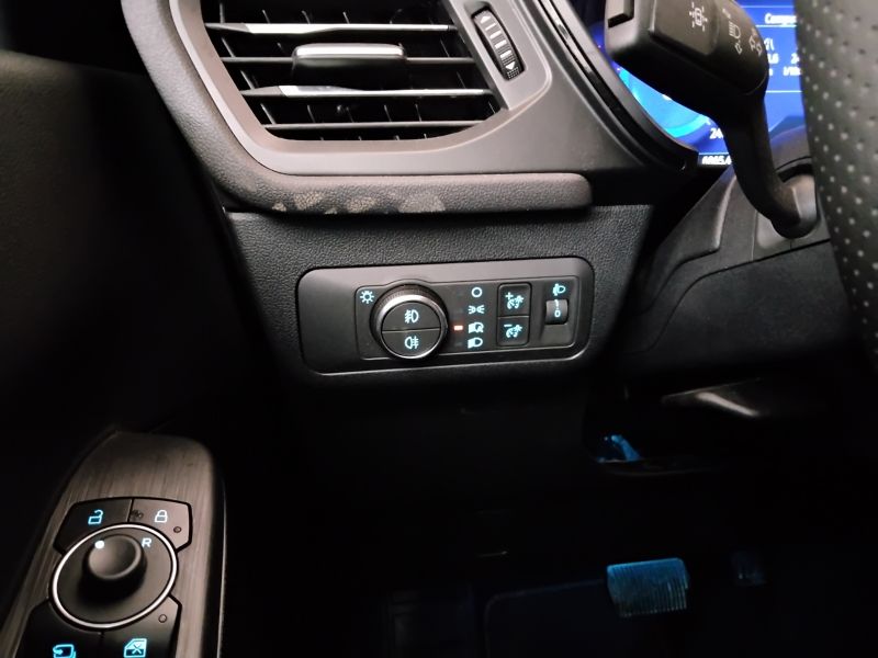 GuidiCar - FORD Kuga 2024 Kuga 2.0 ecoblue ST-Line 2wd 120cv auto Usato