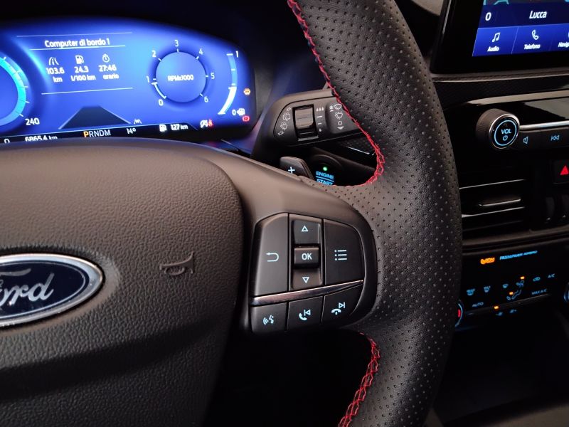 GuidiCar - FORD Kuga 2024 Kuga 2.0 ecoblue ST-Line 2wd 120cv auto Usato