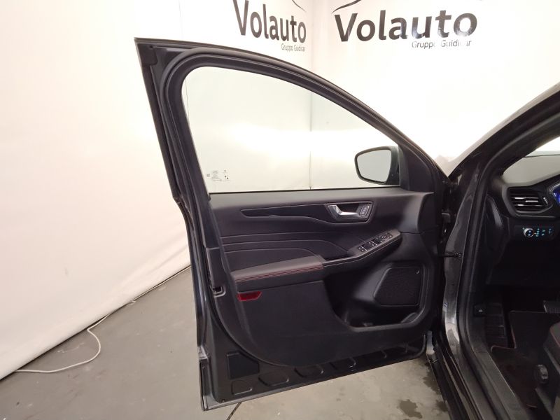 GuidiCar - FORD Kuga 2022 Kuga 2.5 full hybrid ST-line 2wd 190cv e-shifter Usato