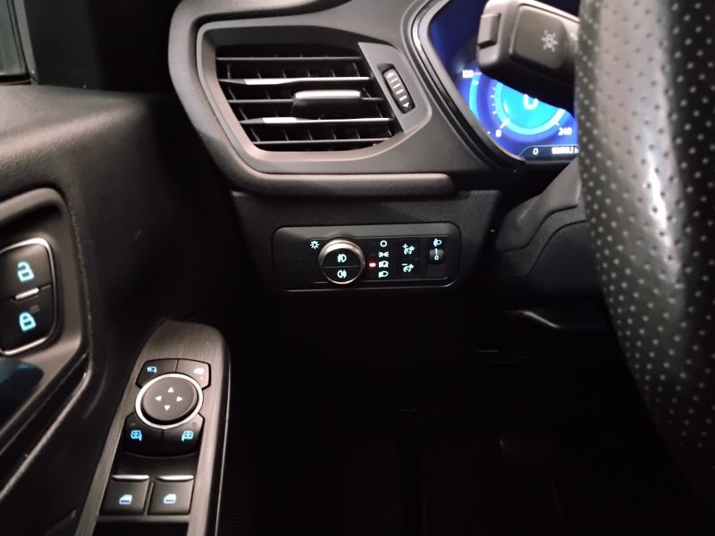 GuidiCar - FORD Kuga 2022 Kuga 2.5 full hybrid ST-line 2wd 190cv e-shifter Usato
