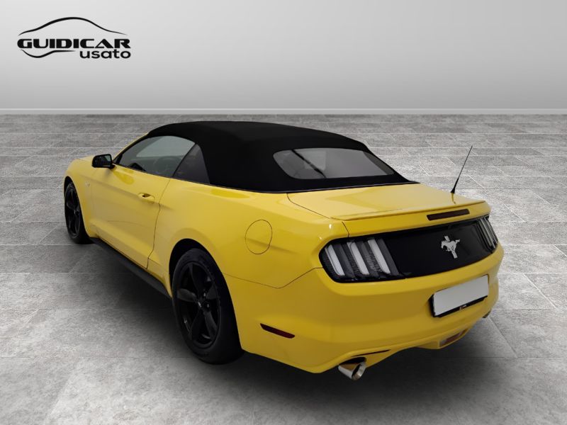 GuidiCar - FORD Mustang 2015 Mustang Convertible 2.3 ecoboost 317cv auto Usato