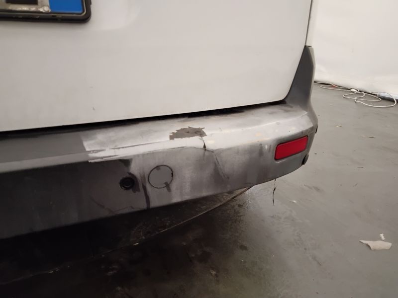 GuidiCar - FORD Tourneo Connect 2015 tourneo connect 230 1.6 tdci 115cv 7p.ti plus E5 Usato