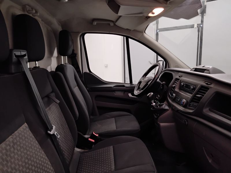 GuidiCar - FORD Transit Custom 2020 transit custom 280 2.0 tdci 130cv trend L1H1 E6.2 Usato