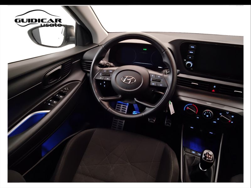 GuidiCar - HYUNDAI Bayon 2022 Bayon 1.0 t-gdi 48V Xclass Safety&Tech Pack imt Usato