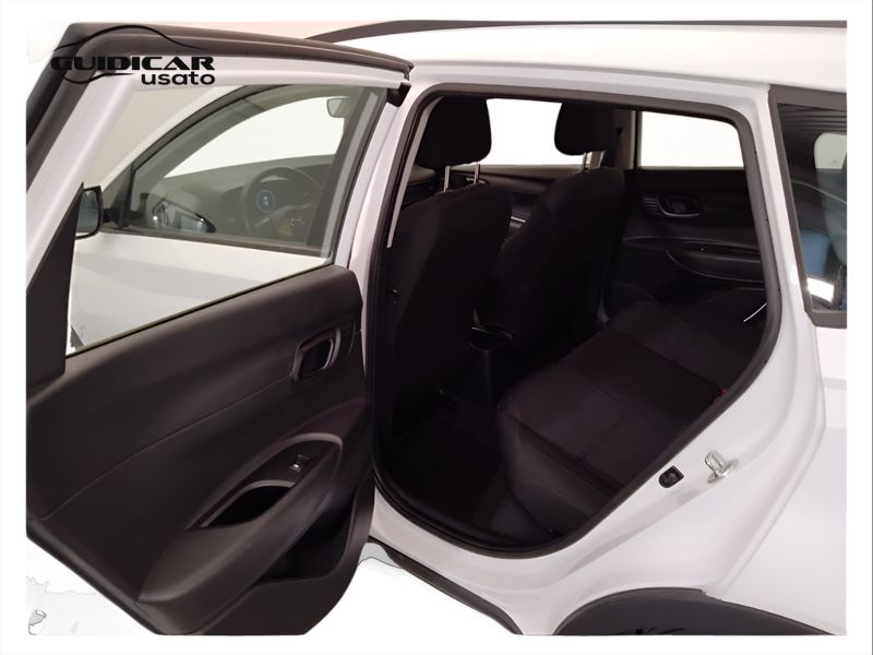 GuidiCar - HYUNDAI Bayon 2022 Bayon 1.0 t-gdi 48V Xclass Safety&Tech Pack imt Usato