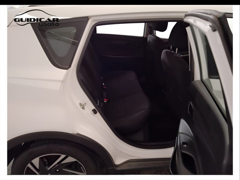 GuidiCar - HYUNDAI Bayon 2022 Bayon 1.0 t-gdi 48V Xclass Safety&Tech Pack imt Usato