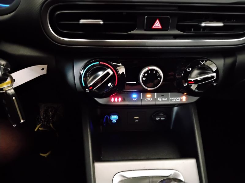 GuidiCar - HYUNDAI Kona 2021 Kona 1.0 t-gdi 48V NLine Safety Pack 2wd 120cv imt Usato