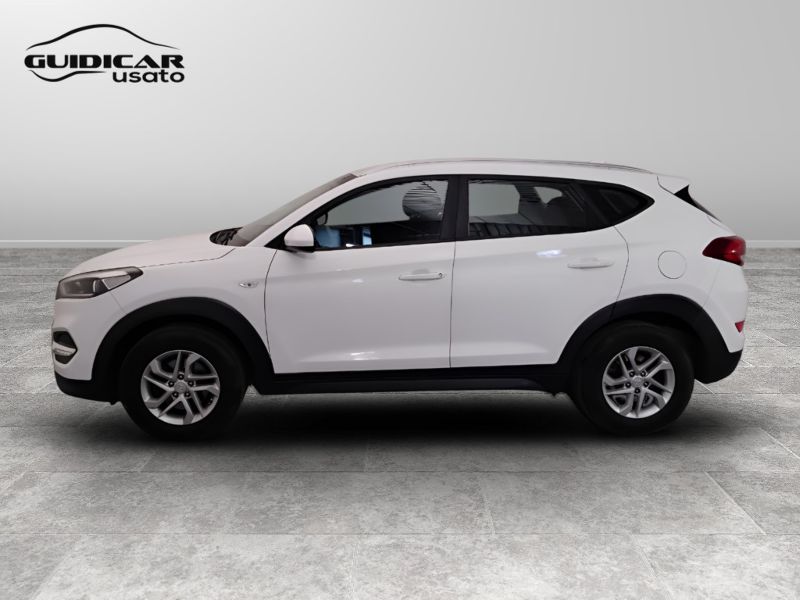 GuidiCar - HYUNDAI Tucson 2017 Tucson 1.7 crdi Comfort 2wd 115cv Usato