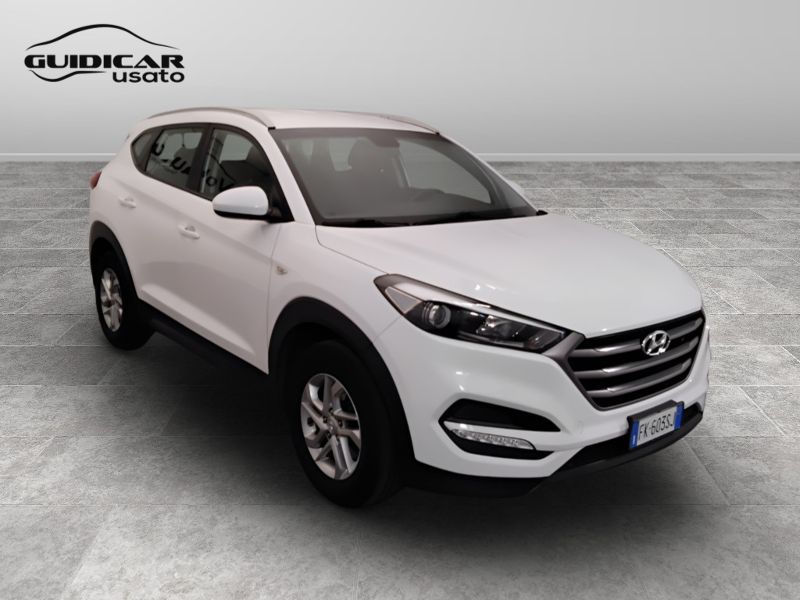GuidiCar - HYUNDAI Tucson 2017 Tucson 1.7 crdi Comfort 2wd 115cv Usato