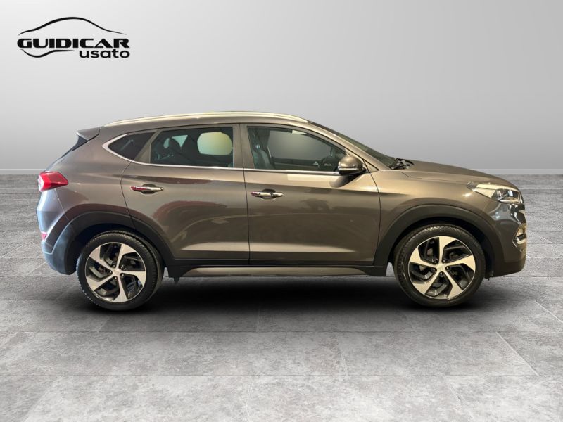GuidiCar - HYUNDAI Tucson 2017 Tucson 1.7 crdi Xpossible 2wd 141cv dct Usato