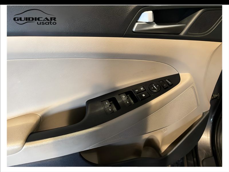GuidiCar - HYUNDAI Tucson 2017 Tucson 1.7 crdi Xpossible 2wd 141cv dct Usato