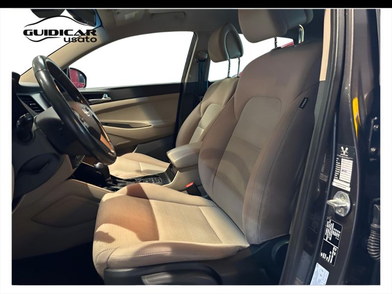 GuidiCar - HYUNDAI Tucson 2017 Tucson 1.7 crdi Xpossible 2wd 141cv dct Usato