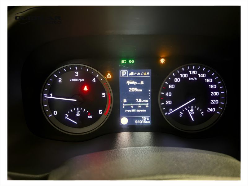 GuidiCar - HYUNDAI Tucson 2017 Tucson 1.7 crdi Xpossible 2wd 141cv dct Usato