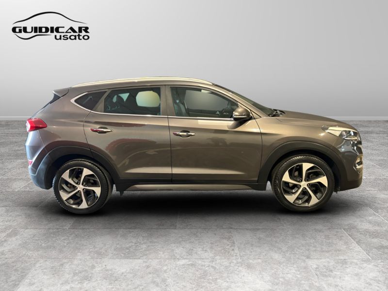 GuidiCar - HYUNDAI Tucson 2017 Tucson 1.7 crdi Xpossible 2wd 141cv dct Usato