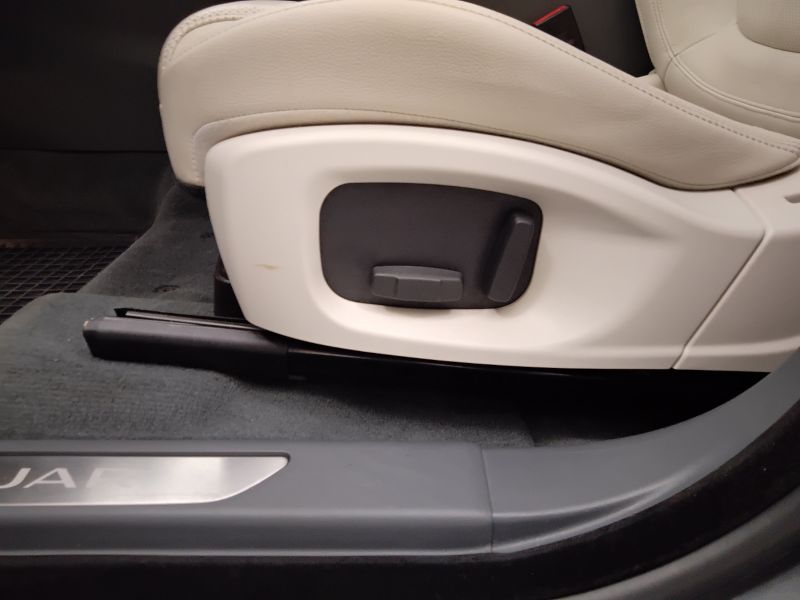 GuidiCar - JAGUAR E-Pace 2018 E-Pace 2.0d i4 HSE awd 150cv auto Usato