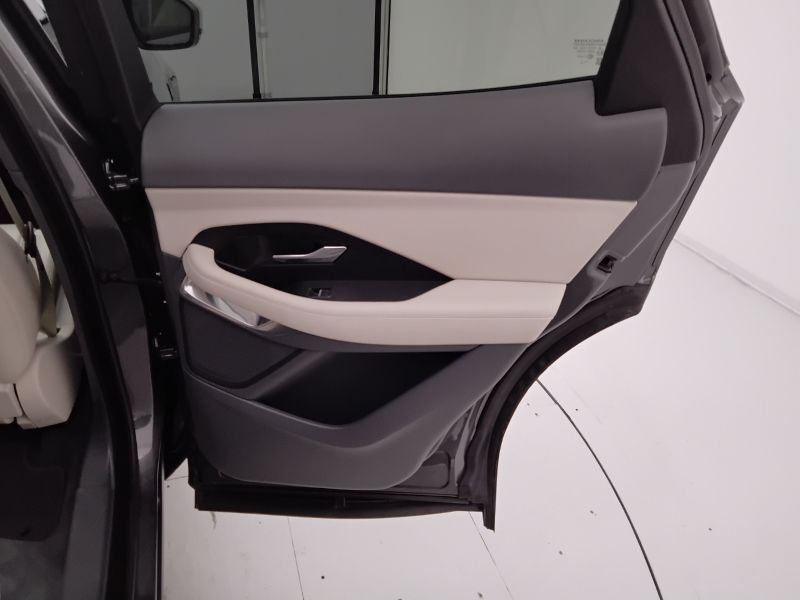 GuidiCar - JAGUAR E-Pace 2018 E-Pace 2.0d i4 HSE awd 150cv auto Usato