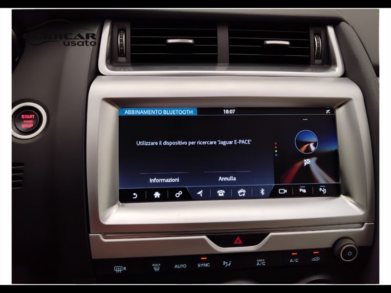 GuidiCar - JAGUAR E-Pace 2018 E-Pace 2.0d i4 HSE awd 150cv auto Usato