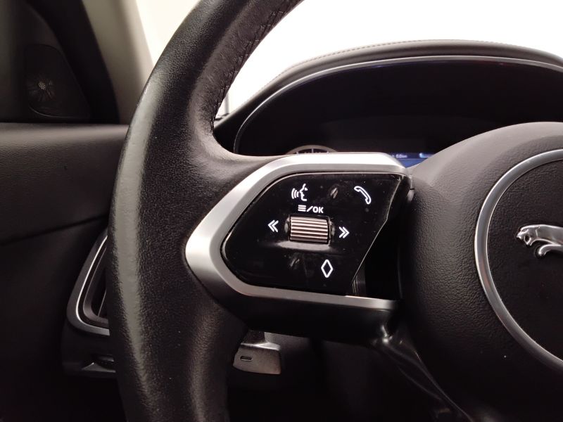 GuidiCar - JAGUAR E-Pace 2021 E-Pace 2.0 D163 awd auto Usato