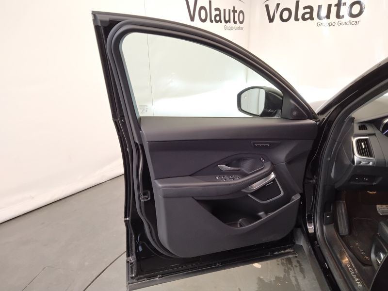 GuidiCar - JAGUAR E-Pace 2021 E-Pace 2.0 D163 R-Dynamic awd auto Usato